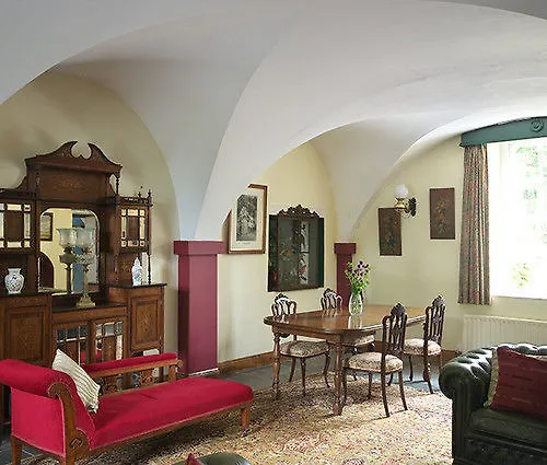 Viewmount House 4* Longford