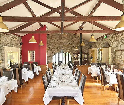 Viewmount House 4*